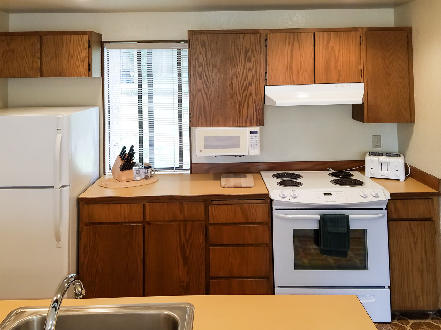 A fully equipped kitchen at VRI's Kala Point Village in Port Townsend, Washington.